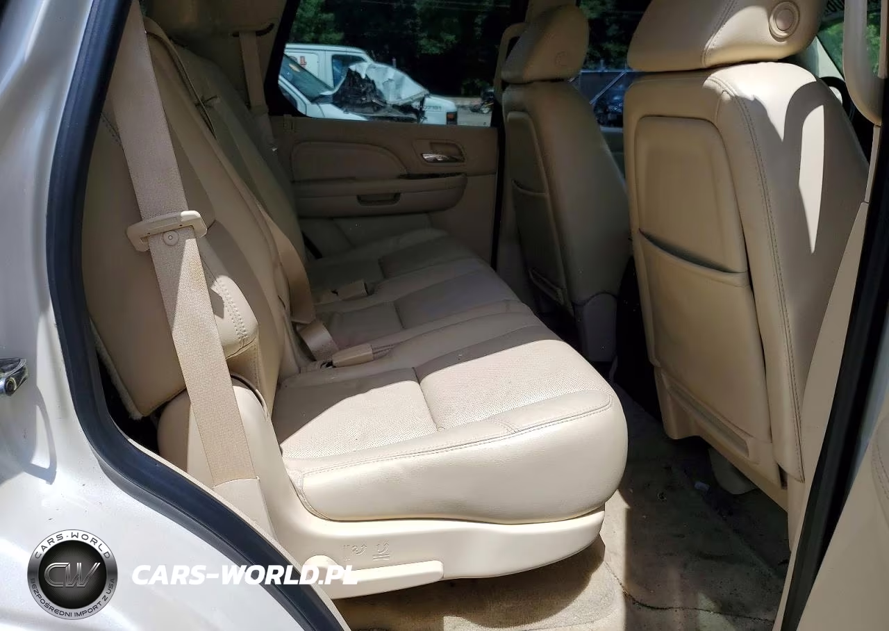 2007 Cadillac Escalade Luxury VIN:1GYFK63897R425645 - 11