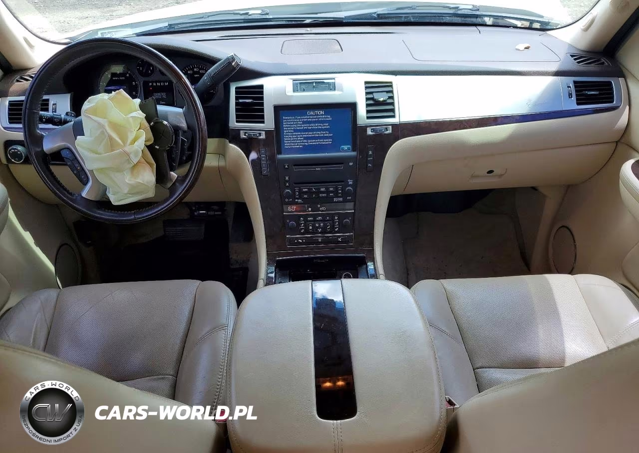 2007 Cadillac Escalade Luxury VIN:1GYFK63897R425645 - 8