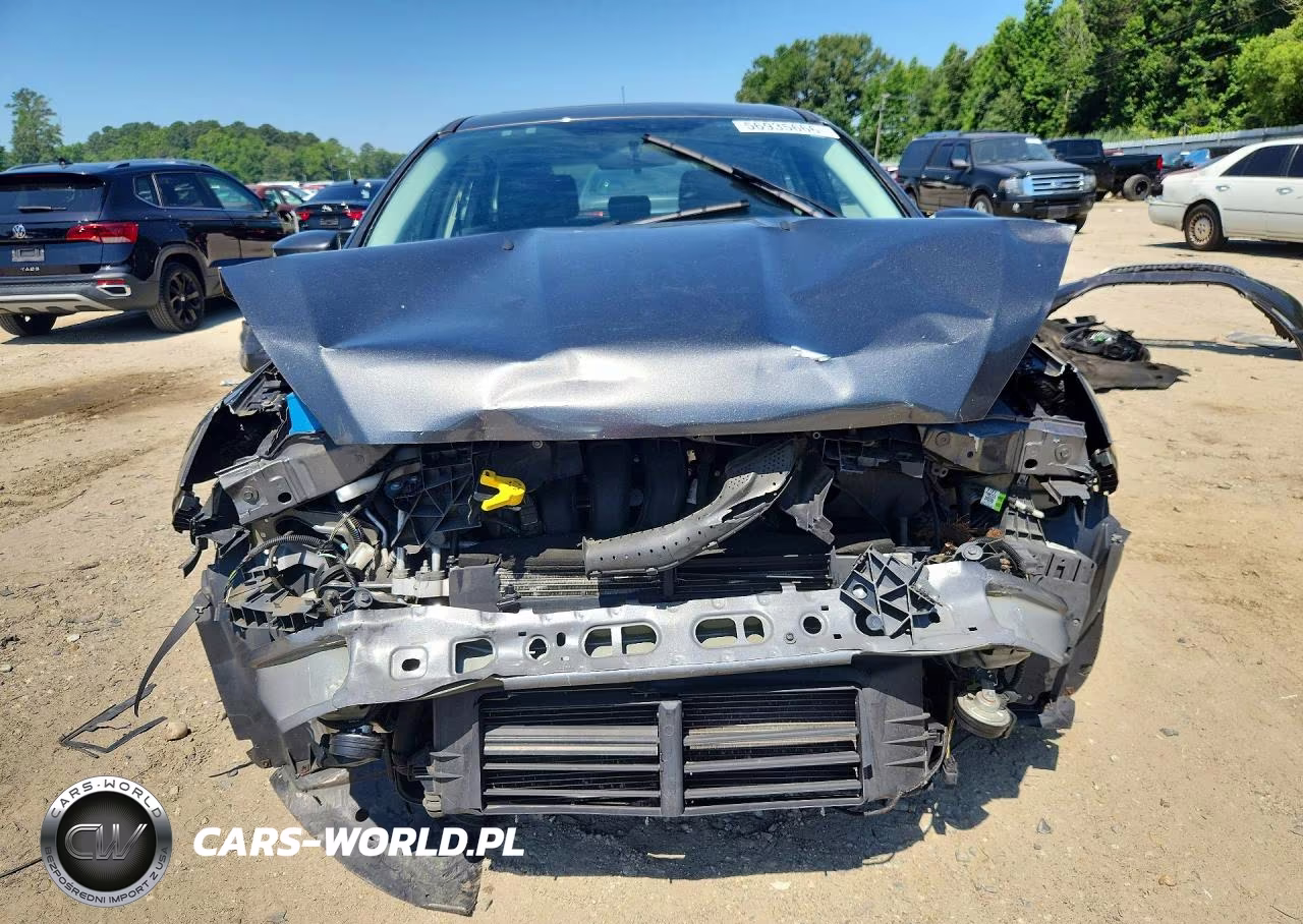 2017 Ford Focus Sel VIN:1FADP3M2XHL323174 - 5