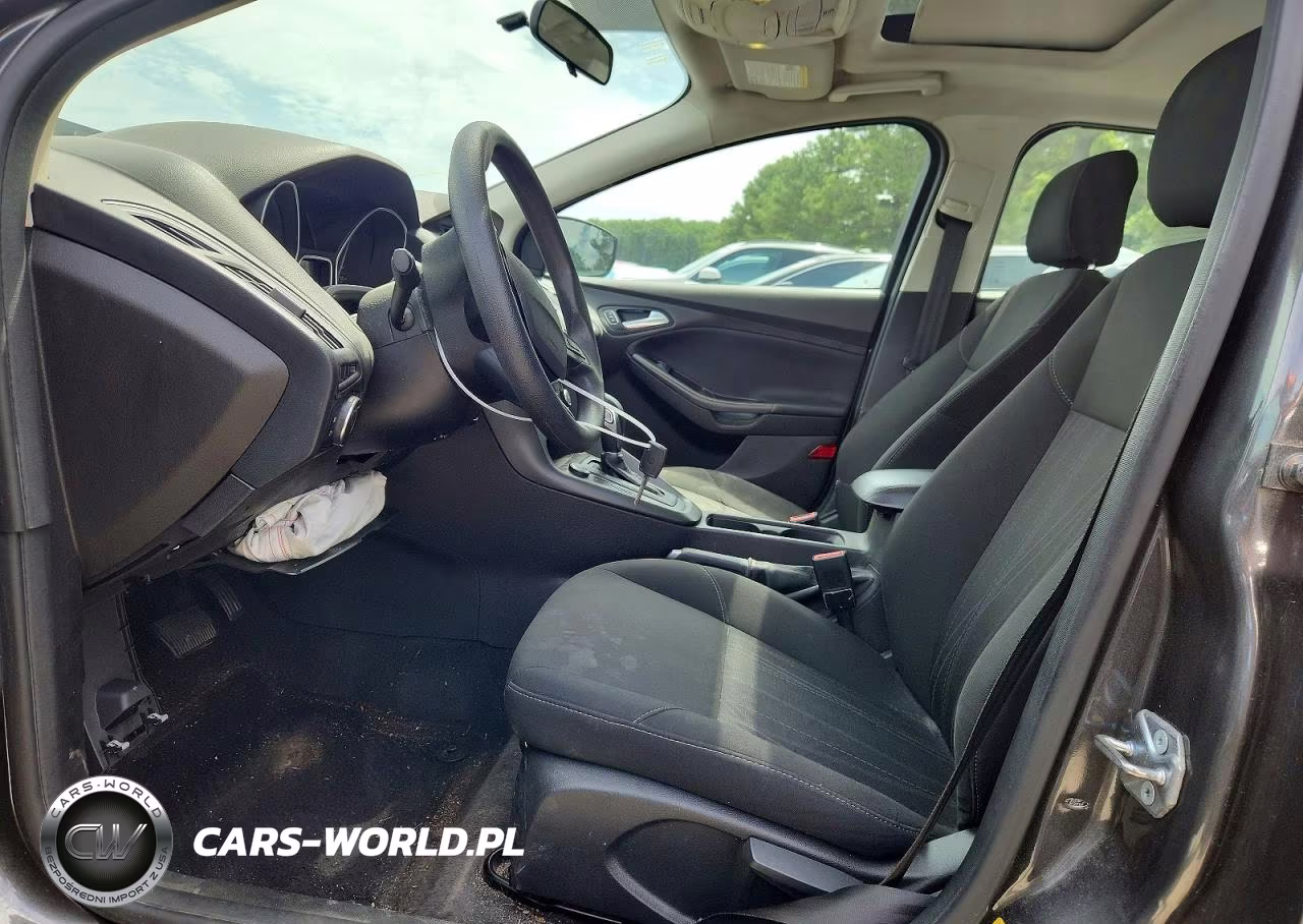 2017 Ford Focus Sel VIN:1FADP3M2XHL323174 - 7