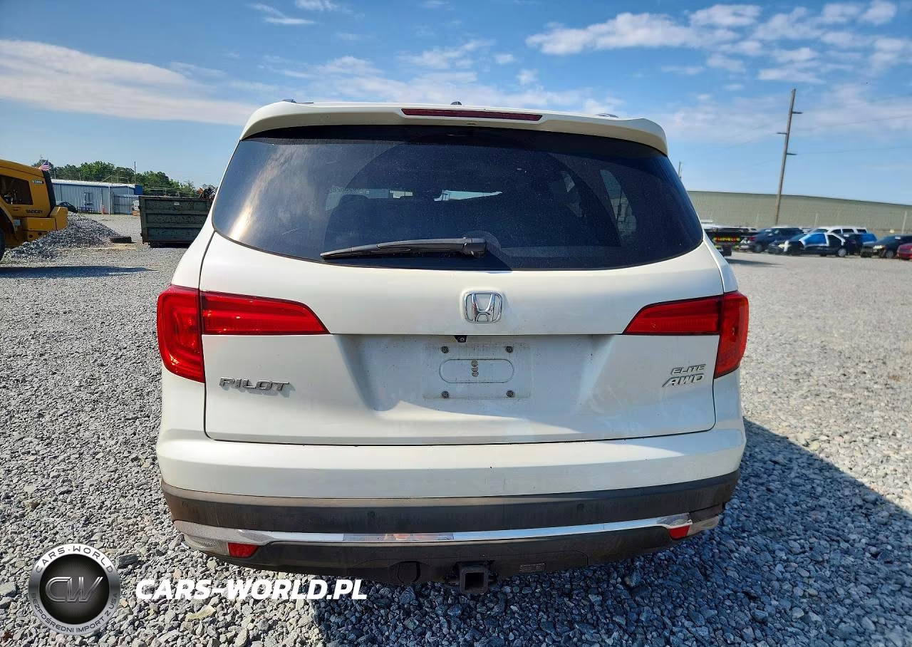 2016 Honda Pilot Elite VIN:5FNYF6H07GB104389 - 6