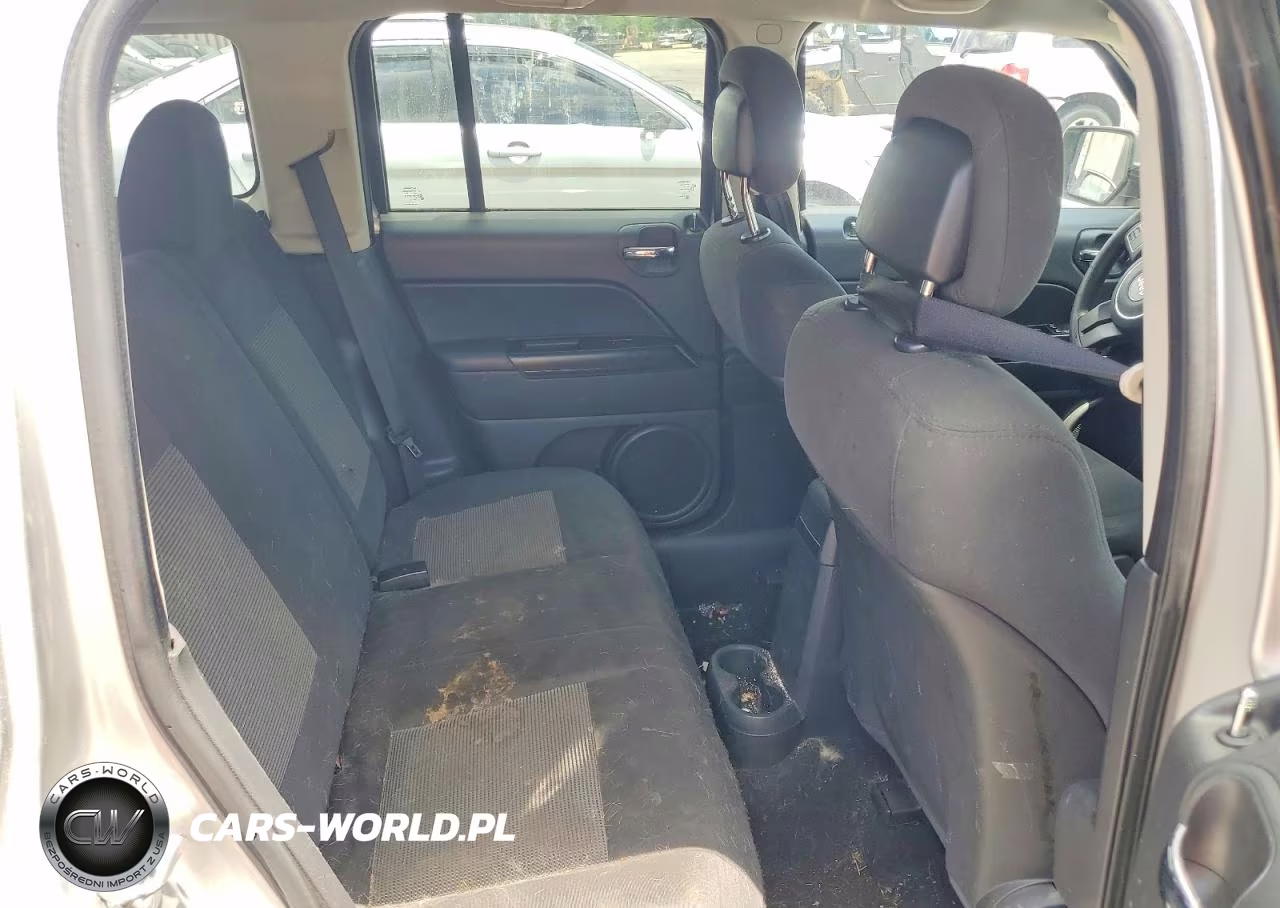 2011 Jeep Patriot Sport VIN:1J4NT1GB3BD196841 - 11