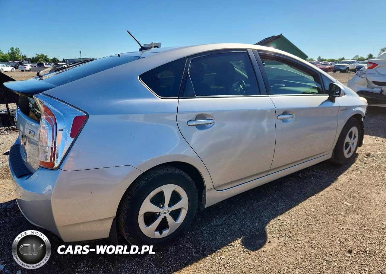 2012 Toyota Prius Four VIN:JTDKN3DU4C5489583 - 3