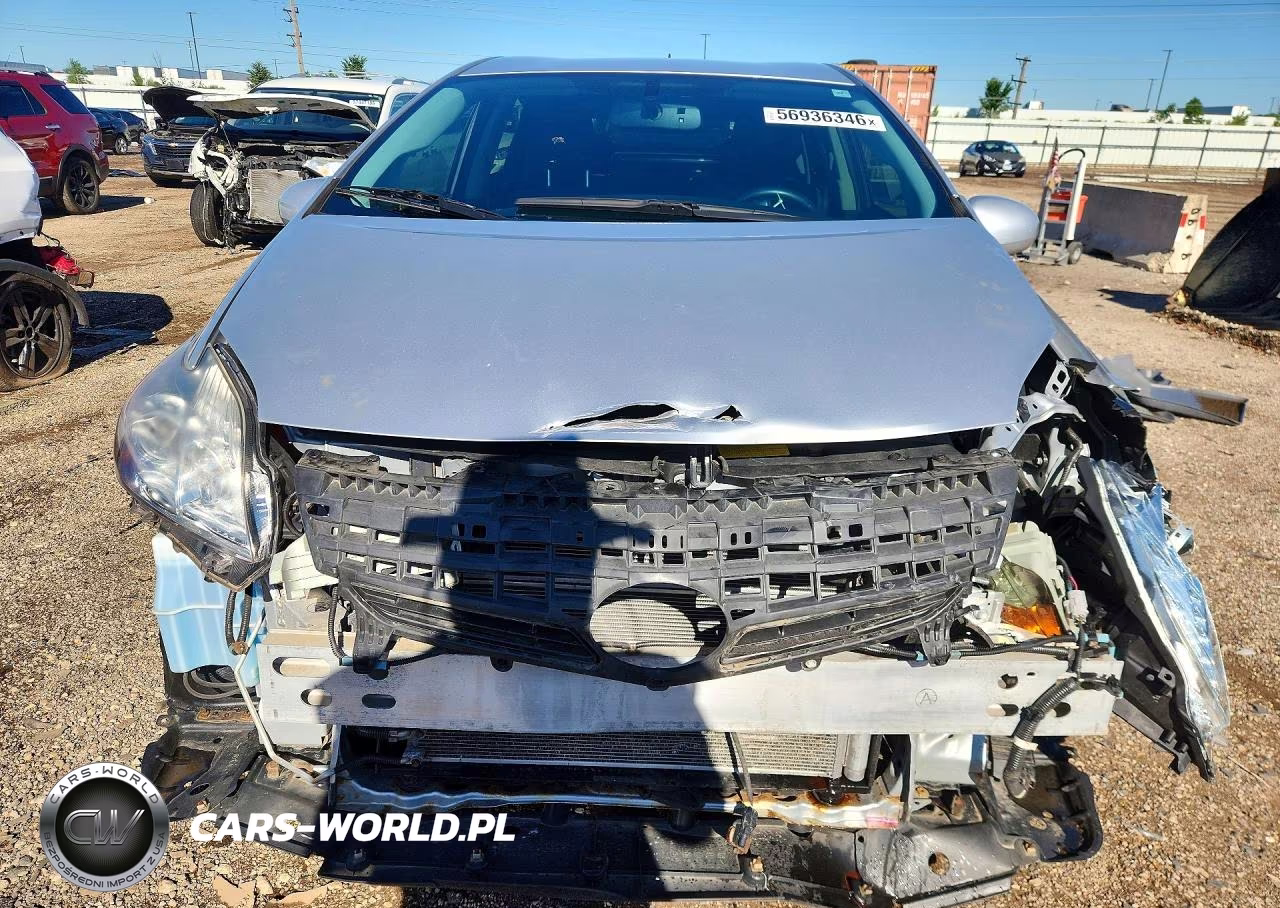 2012 Toyota Prius Four VIN:JTDKN3DU4C5489583 - 5