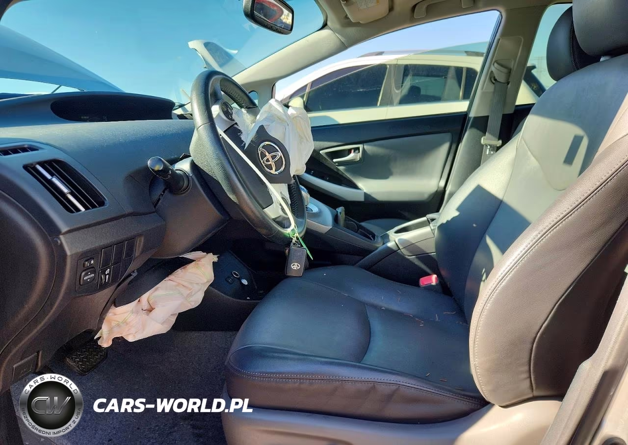 2012 Toyota Prius Four VIN:JTDKN3DU4C5489583 - 7