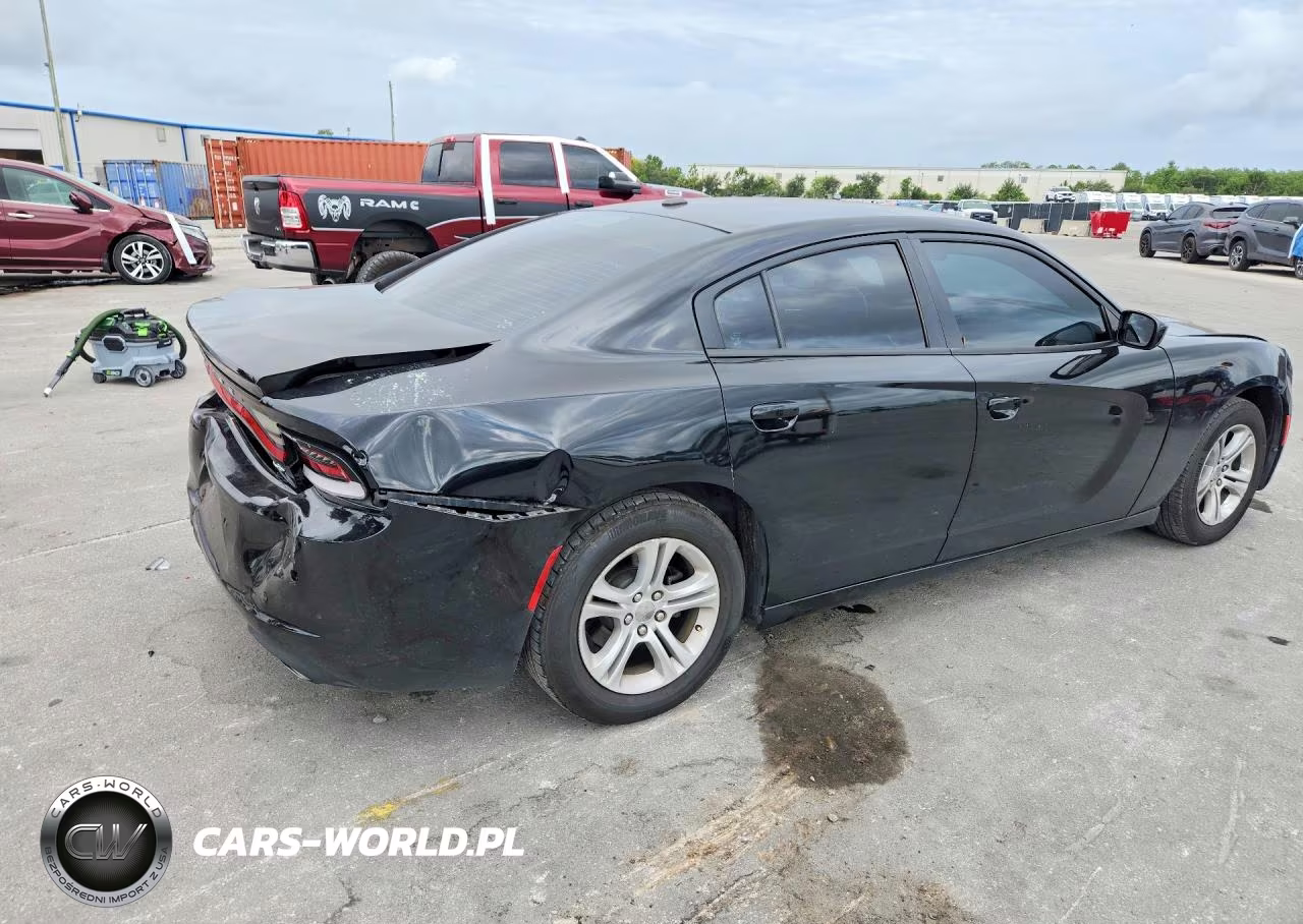 2018 Dodge Charger Sxt VIN:2C3CDXBG8JH174355 - 3