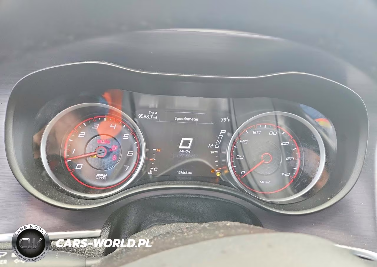 2018 Dodge Charger Sxt VIN:2C3CDXBG8JH174355 - 9