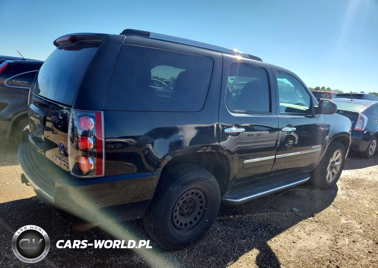 2011 GMC Yukon Denali VIN:1GKS2EEF6BR108817 - 3