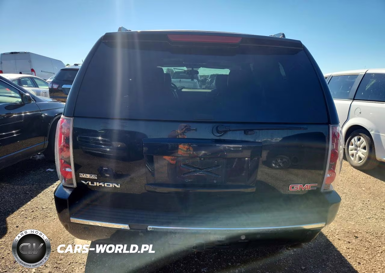 2011 GMC Yukon Denali VIN:1GKS2EEF6BR108817 - 6