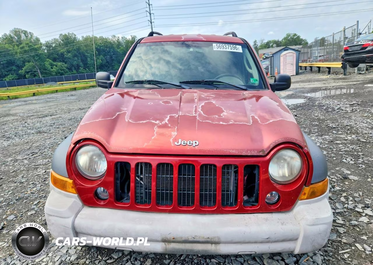 2005 Jeep Liberty Sport VIN:1J4GL48K55W658768 - 5