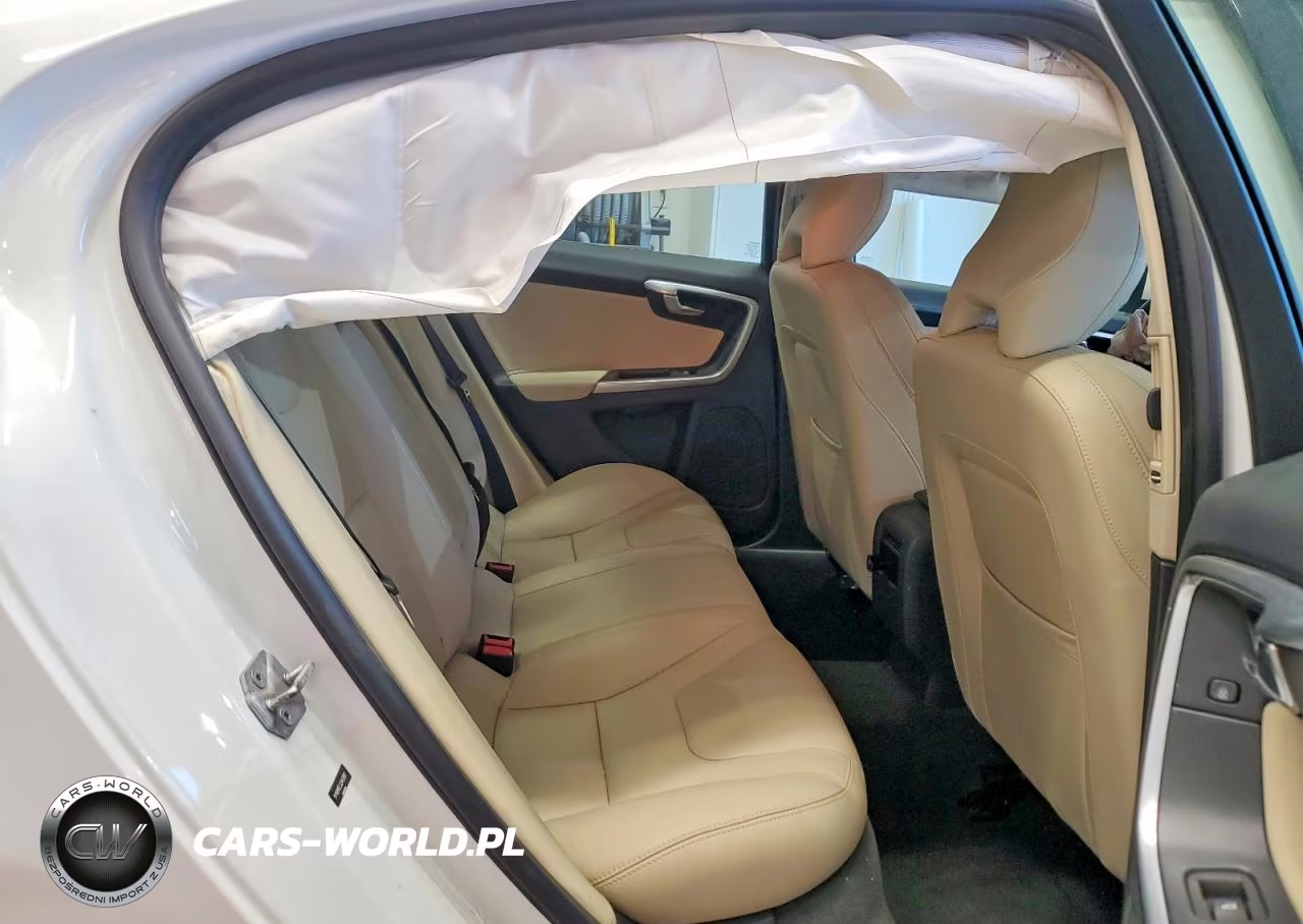 2018 Volvo S60 Dynamic VIN:YV140MTL5J2453092 - 10