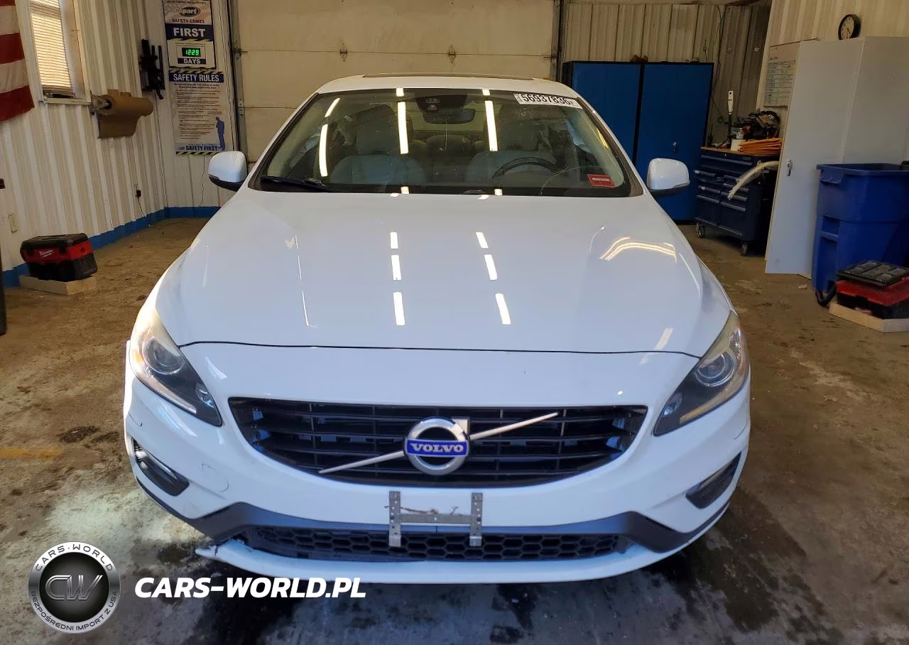 2018 Volvo S60 Dynamic VIN:YV140MTL5J2453092 - 5