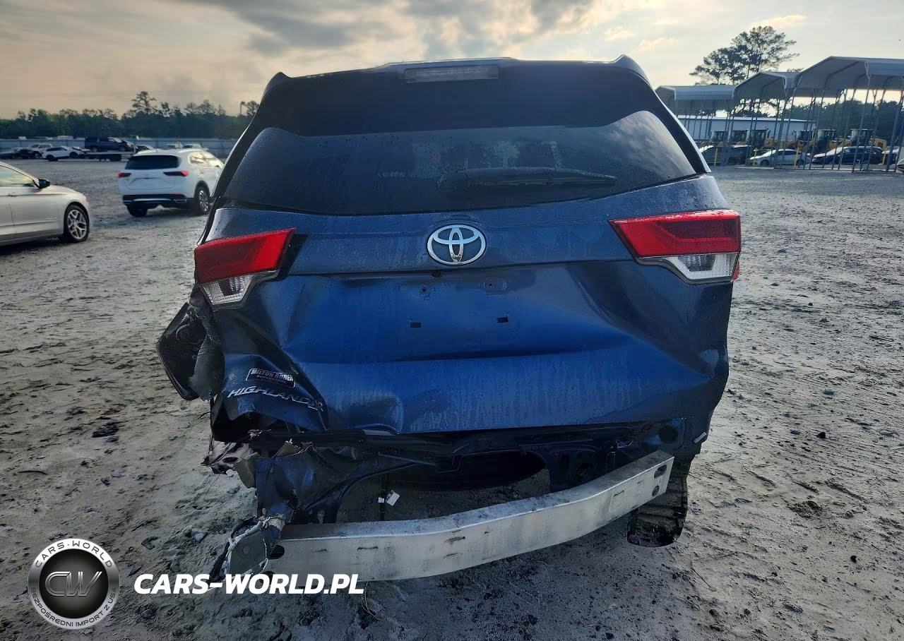 2017 Toyota Highlander Le VIN:5TDZARFH8HS031706 - 6