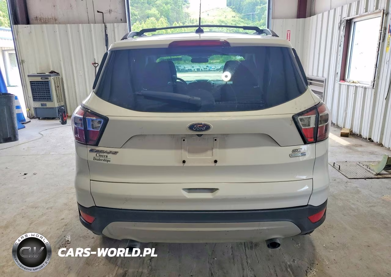 2017 Ford Escape Se VIN:1FMCU9GD4HUC30462 - 6