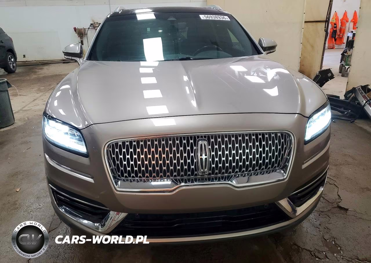 2020 Lincoln Nautilus Reserve VIN:2LMPJ8KP8LBL10744 - 5
