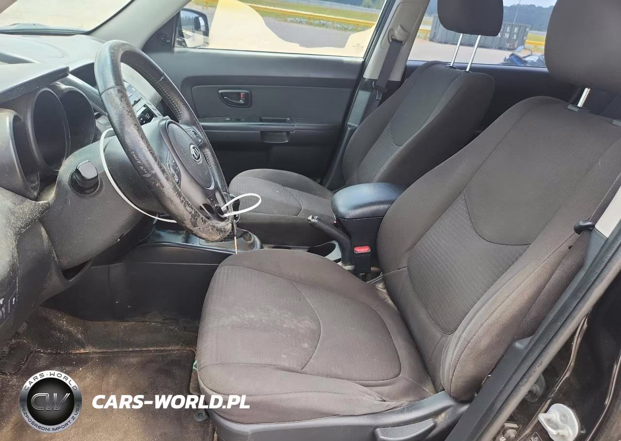 2011 Kia Soul Base VIN:KNDJT2A1XB7732970 - 7