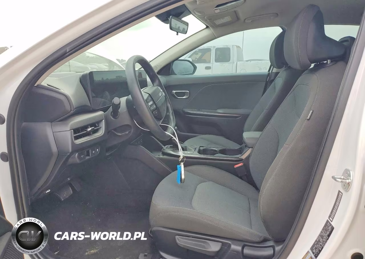 2025 Kia K4 Lxs VIN:3KPFT4DE5SE007258 - 7