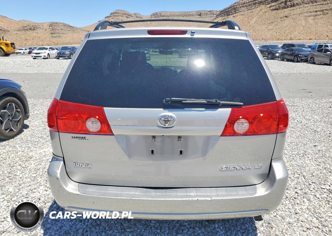 2010 Toyota Sienna Le 7-Passenger VIN:5TDKK4CC7AS335433 - 6