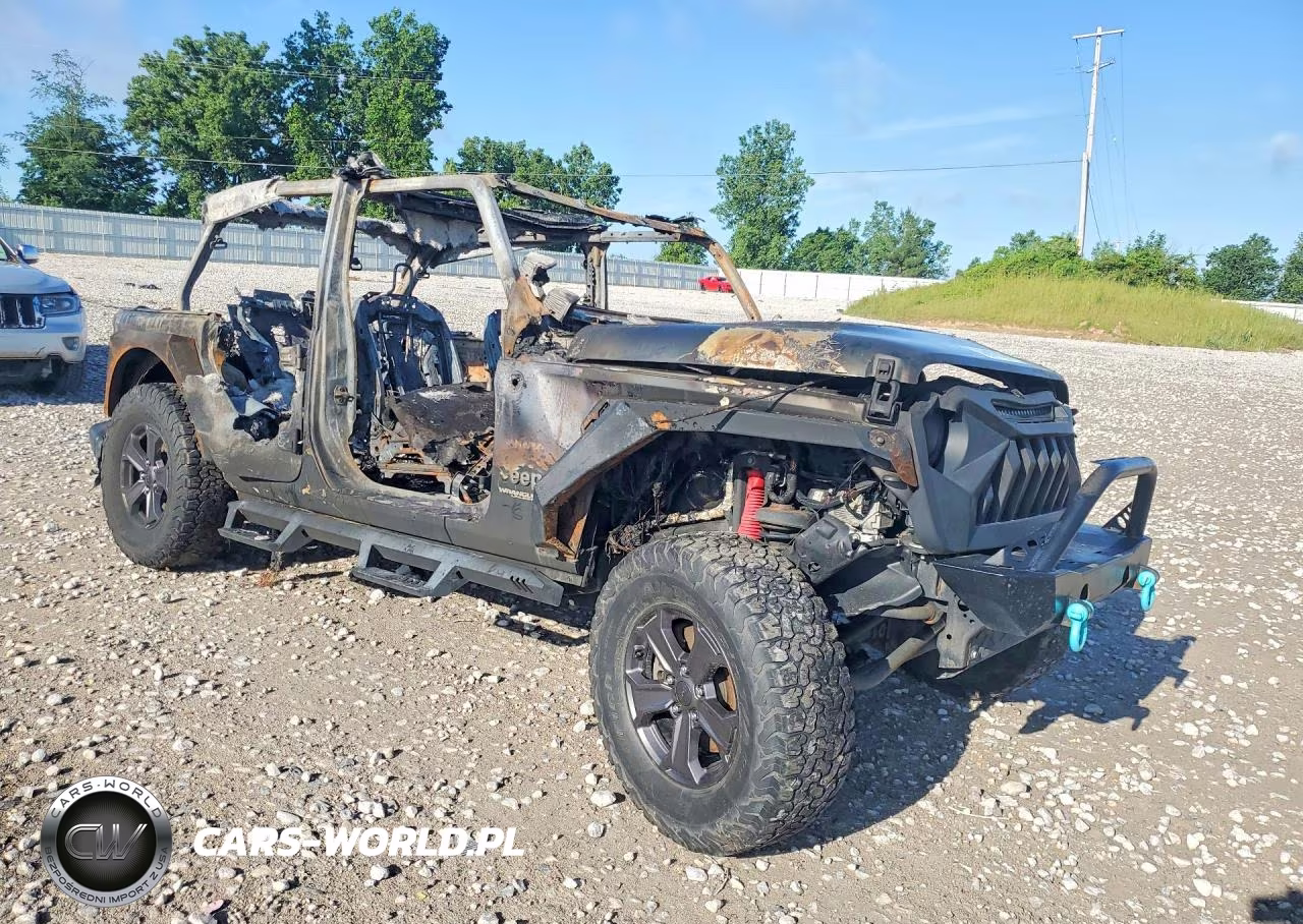 2018 Jeep Wrangler Unlimited Sahara VIN:1C4HJXEG3JW138967 - 4