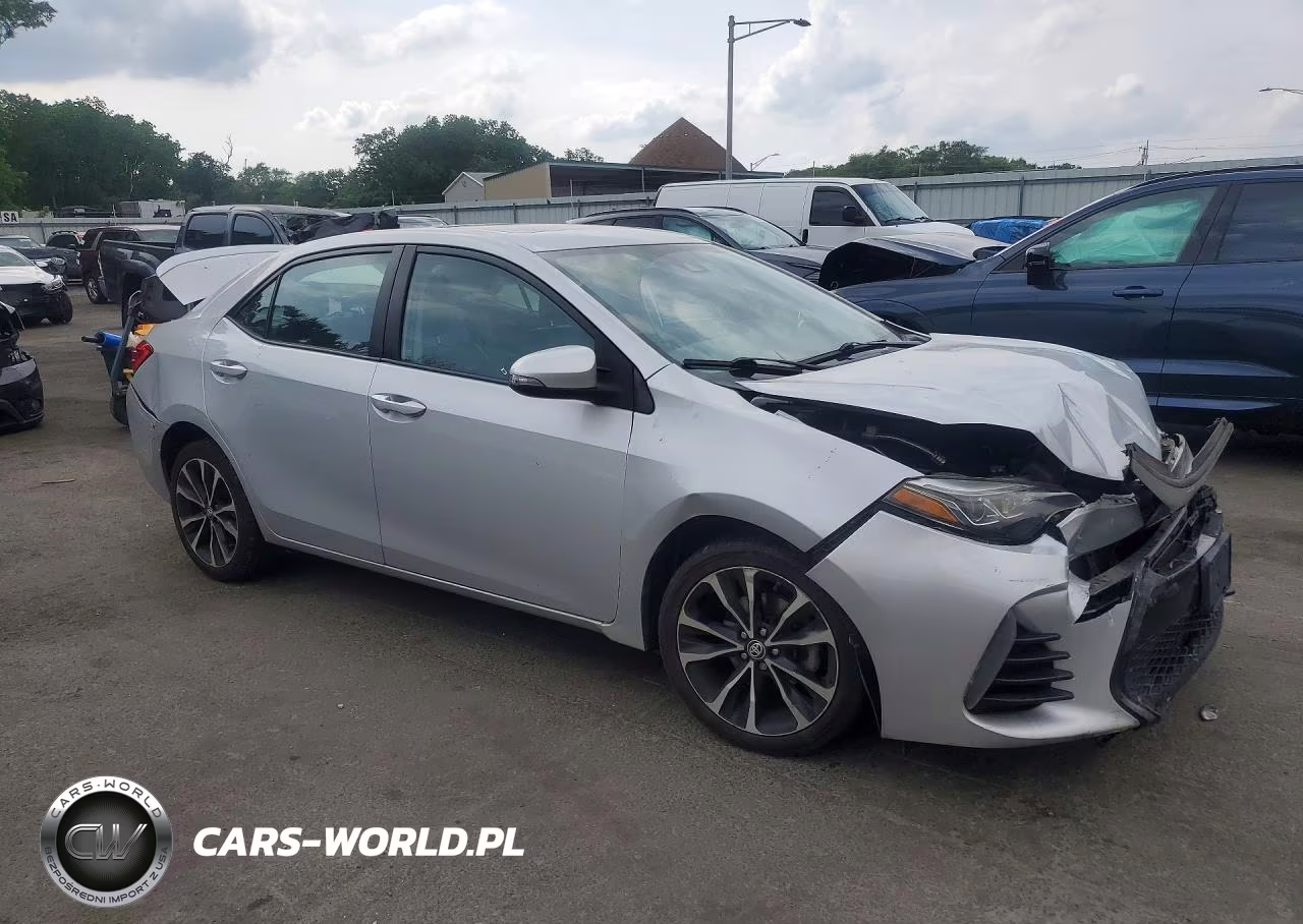2017 Toyota Corolla Xse VIN:2T1BURHE4HC814087 - 4