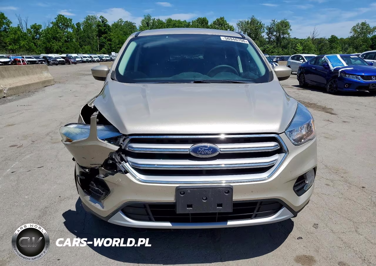 2017 Ford Escape Se VIN:1FMCU9GD4HUC70850 - 5