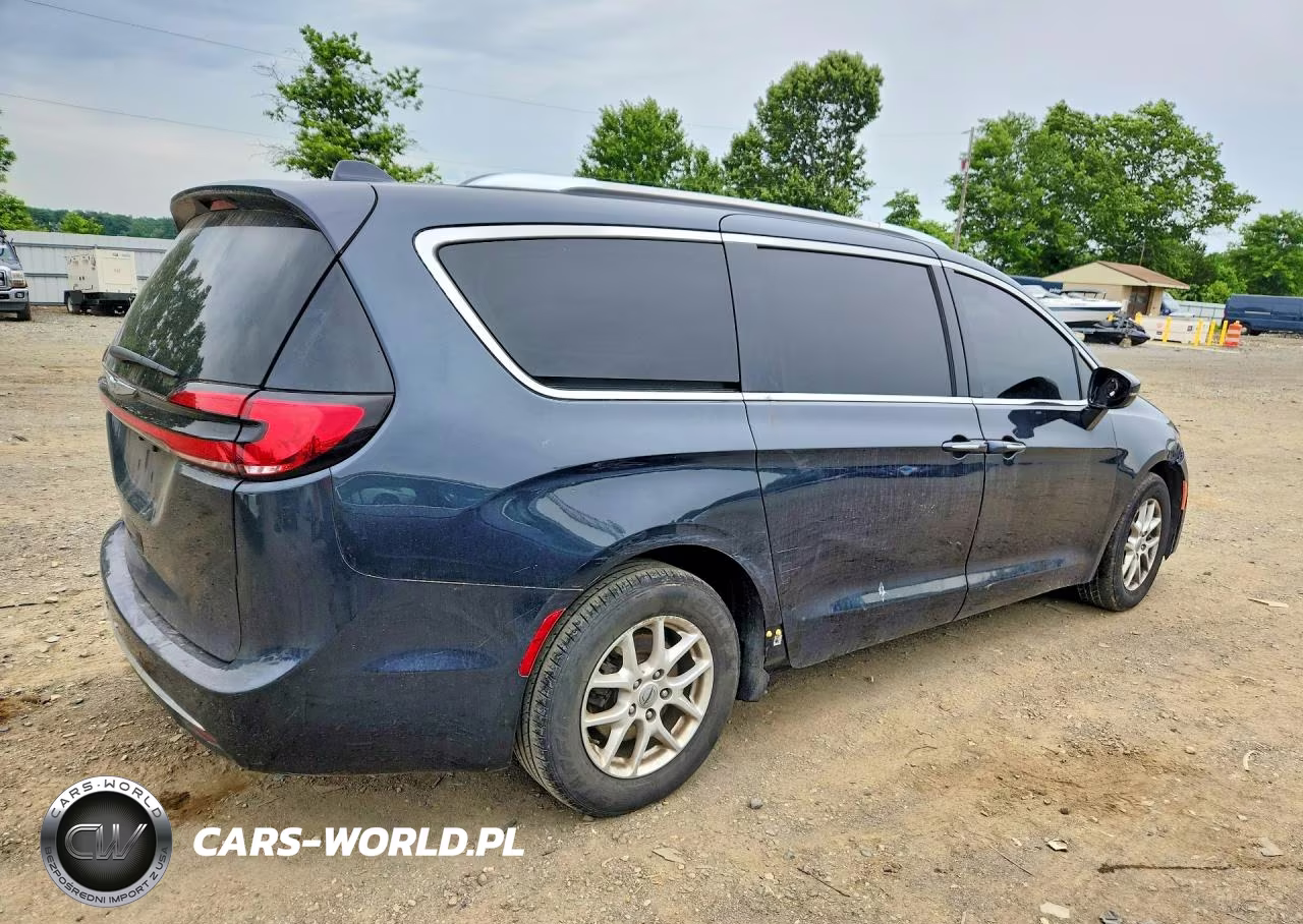 2021 Chrysler Pacifica Touring L VIN:2C4RC1BG5MR598175 - 3