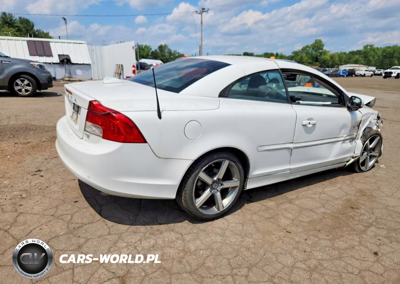 2011 Volvo C70 T5 VIN:YV1672MC8BJ117239 - 3