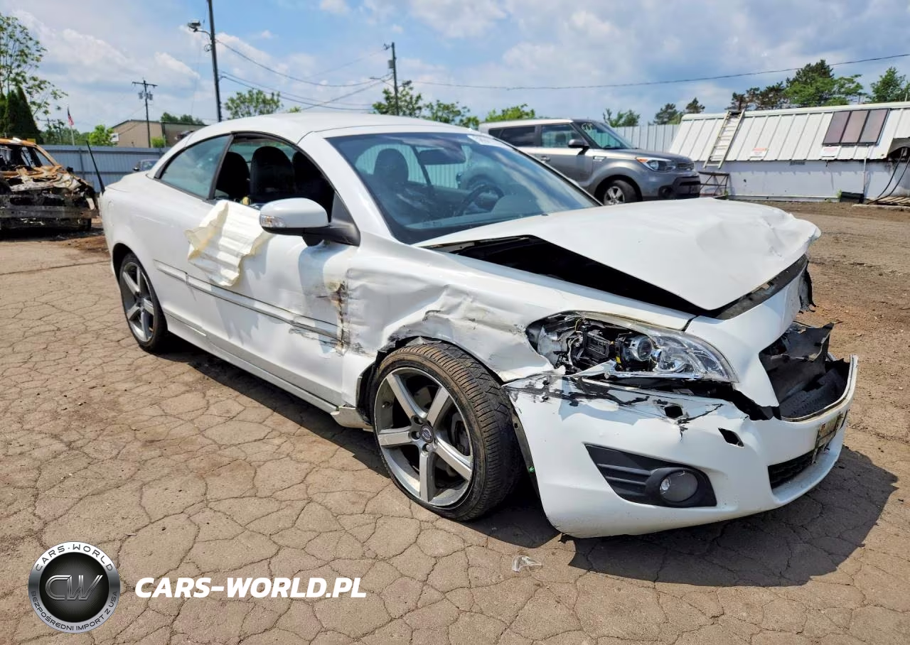 2011 Volvo C70 T5 VIN:YV1672MC8BJ117239 - 4