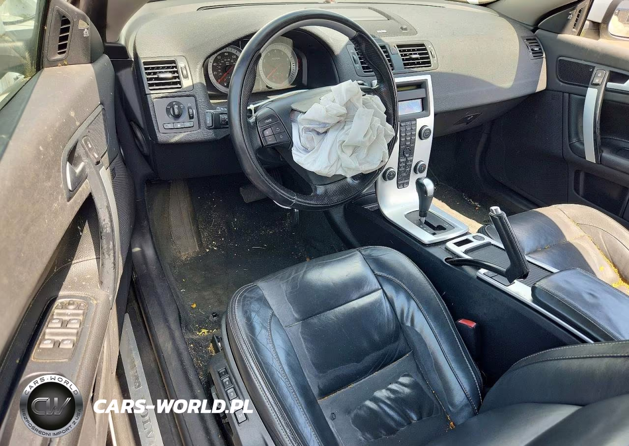 2011 Volvo C70 T5 VIN:YV1672MC8BJ117239 - 8