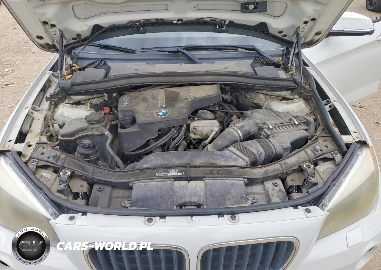 2014 BMW X1 xDrive28I VIN:WBAVL1C50EVY20659 - 12
