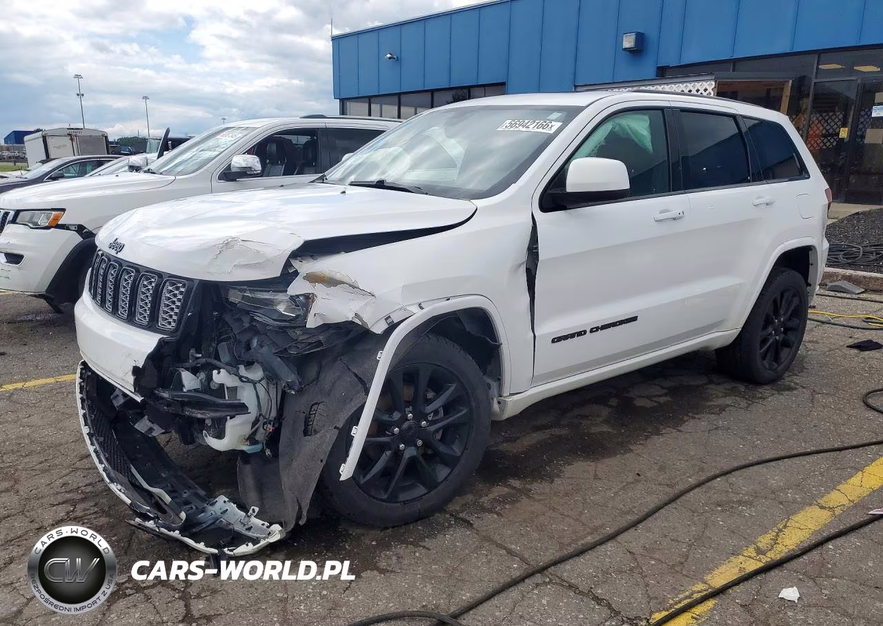 2020 Jeep Grand Cherokee Laredo