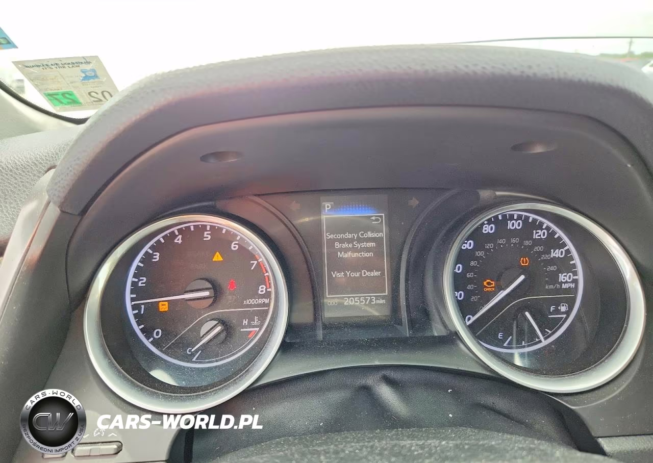 2018 Toyota Camry Le VIN:4T1B11HK1JU501051 - 9