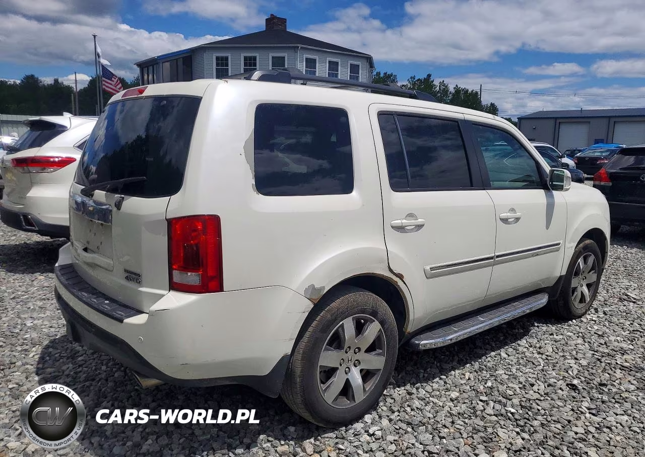2014 Honda Pilot Touring VIN:5FNYF4H96EB051555 - 3