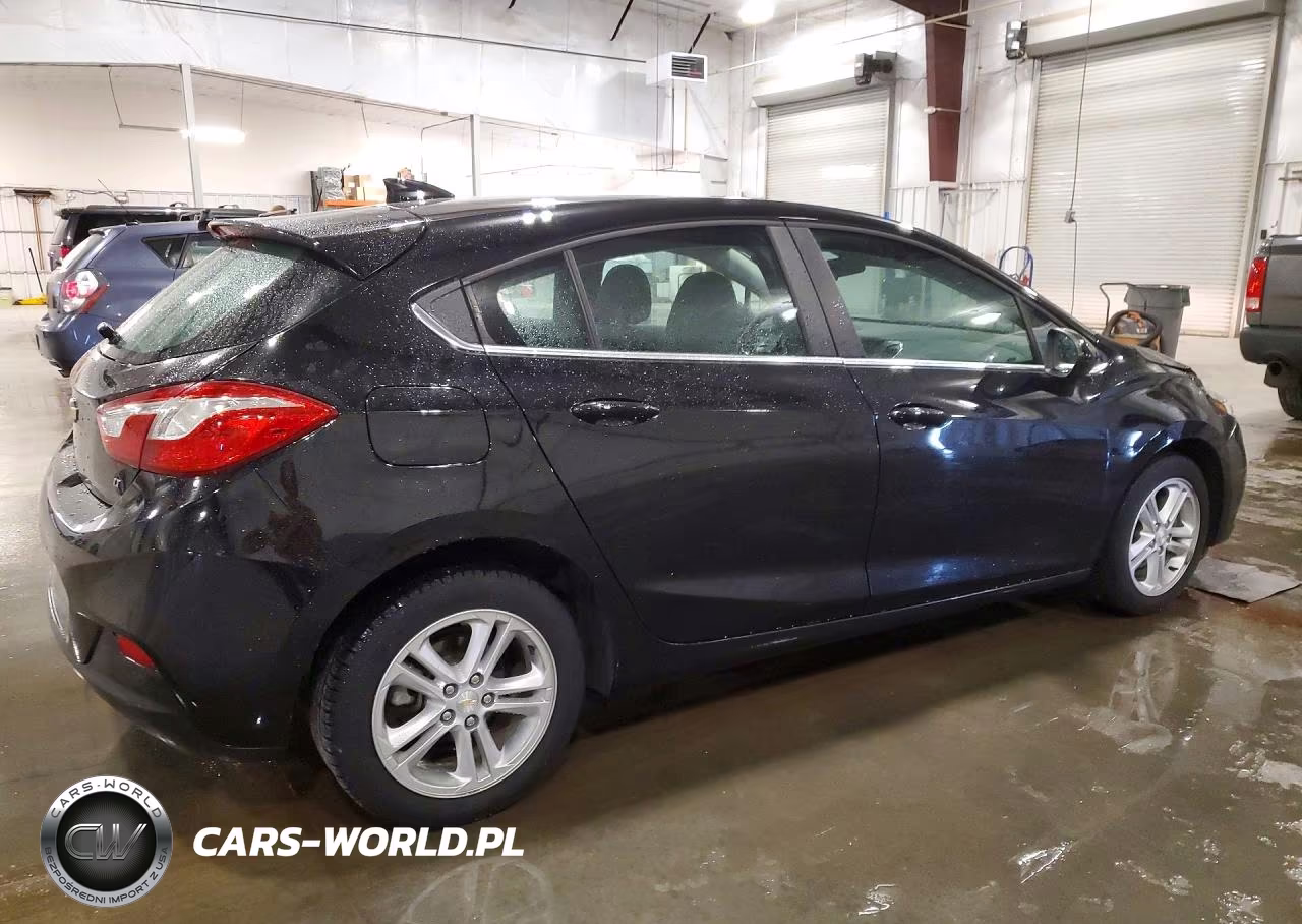 2018 Chevrolet Cruze Lt VIN:3G1BE6SM9JS589923 - 3