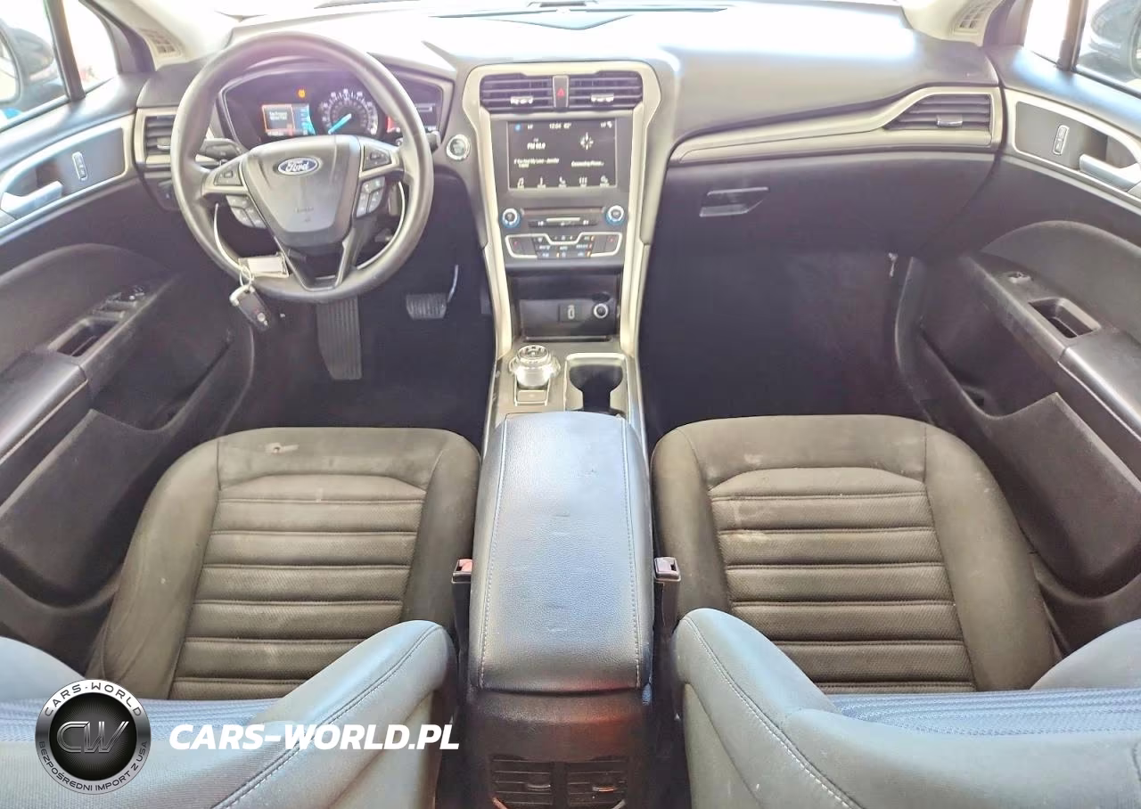 2018 Ford Fusion Se VIN:3FA6P0HDXJR256246 - 8