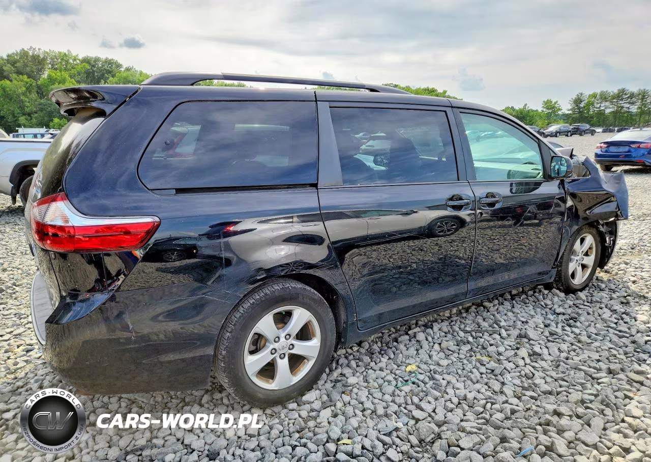 2015 Toyota Sienna Le VIN:5TDKK3DC7FS668652 - 3