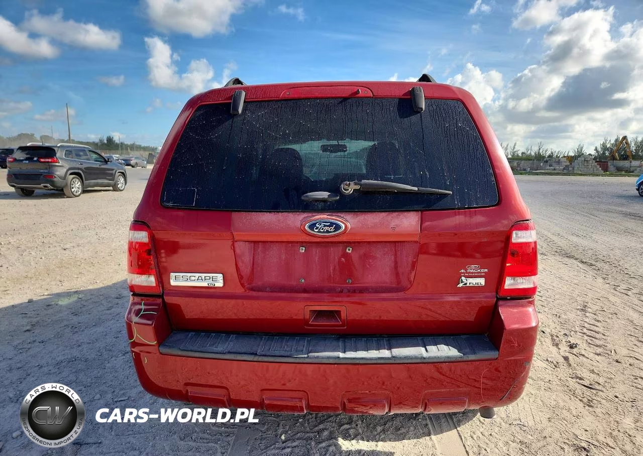 2011 Ford Escape Xlt VIN:1FMCU0DG8BKA53122 - 6