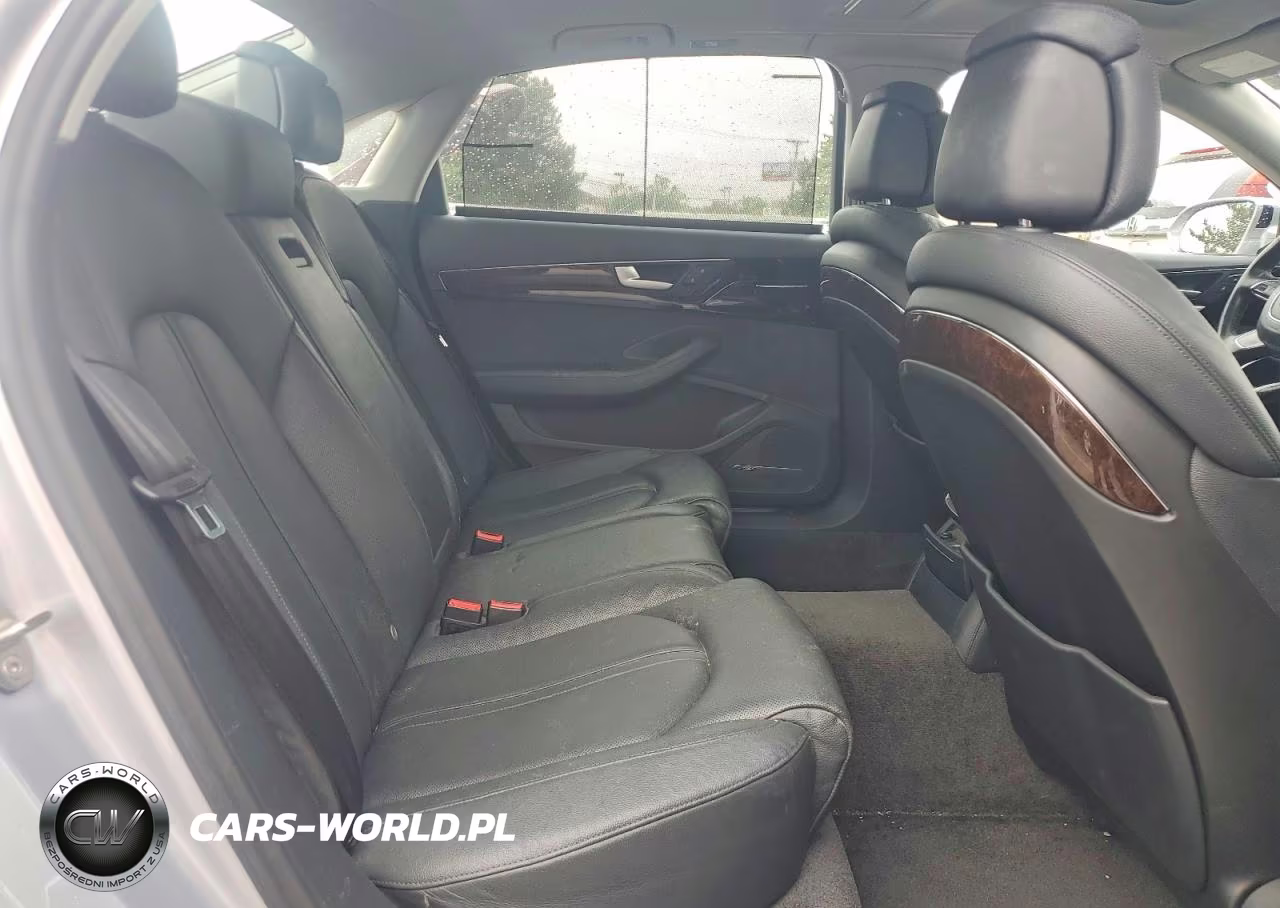 2018 Audi A8 L Quattro VIN:WAU44AFD0JN000149 - 10