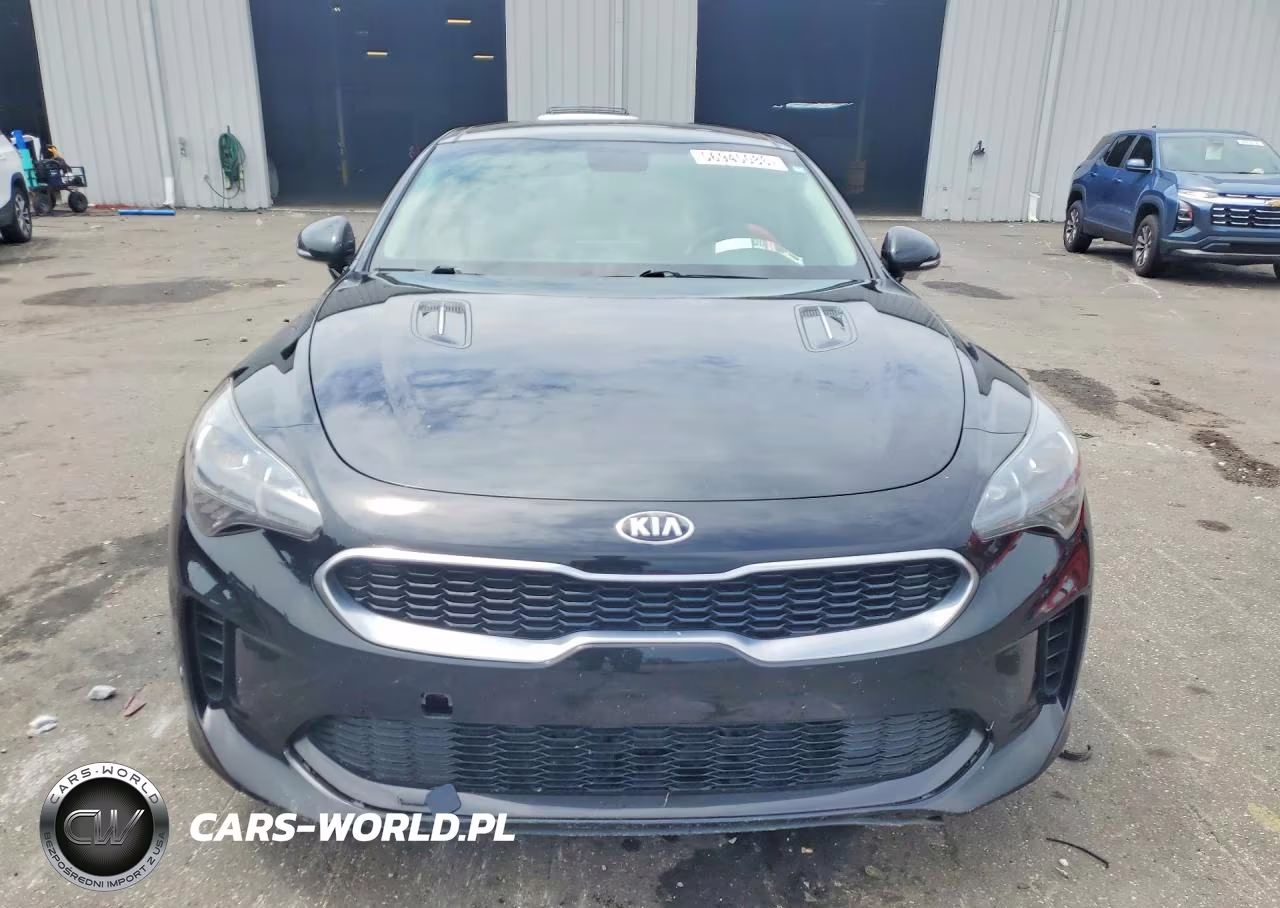 2018 Kia Stinger Premium VIN:KNAE25LA5J6037039 - 5
