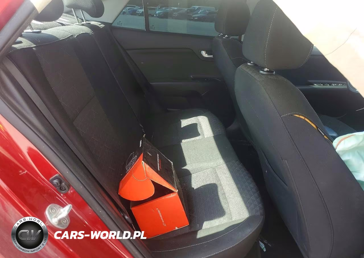 2018 Kia Rio S VIN:3KPA24AB9JE136416 - 10