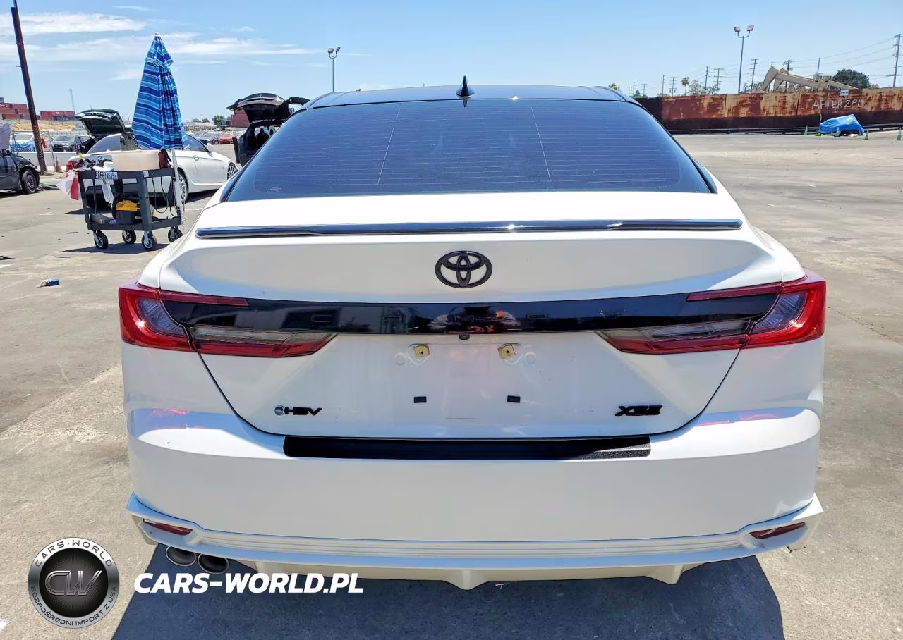 2025 Toyota Camry Xse VIN:4T1DAACK0SU077928 - 6