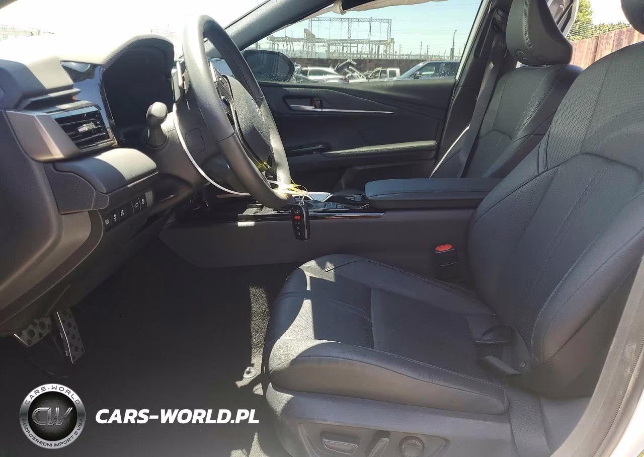 2025 Toyota Camry Xse VIN:4T1DAACK0SU077928 - 7