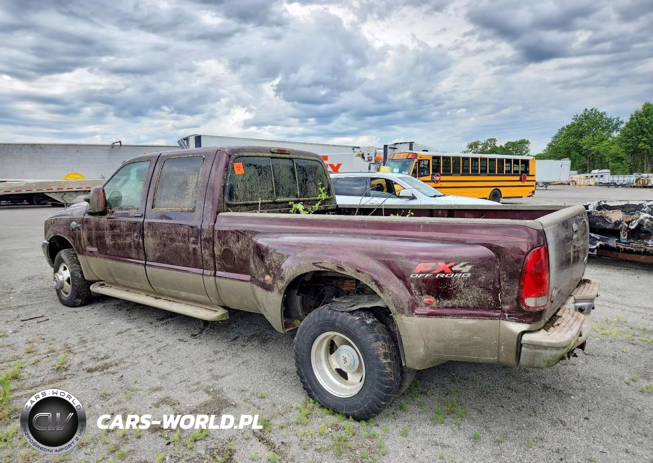 2004 Ford F350 Super Duty VIN:1FTWW33PX4EB15376 - 3