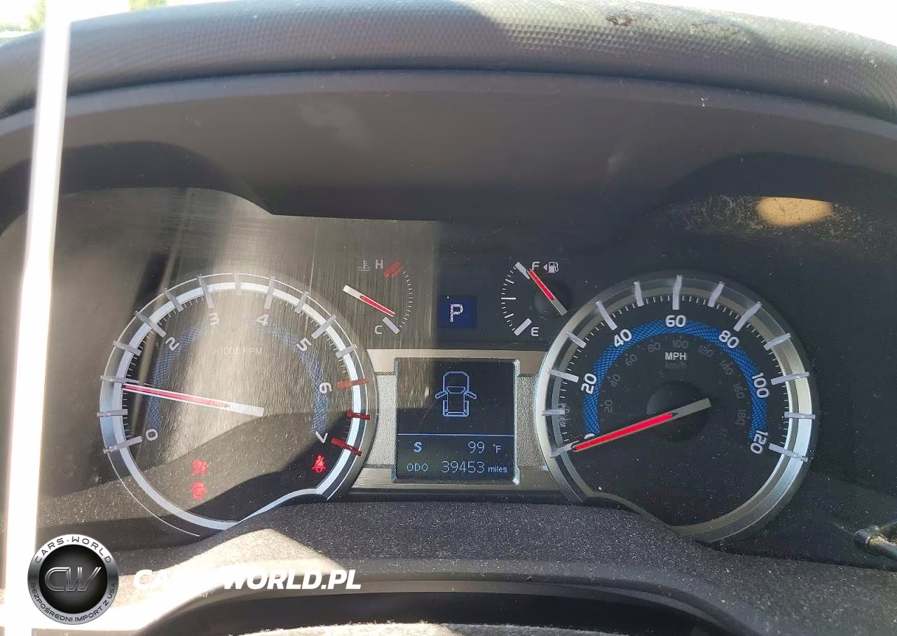 2018 Toyota 4Runner Limited VIN:JTEBU5JR9J5592974 - 9