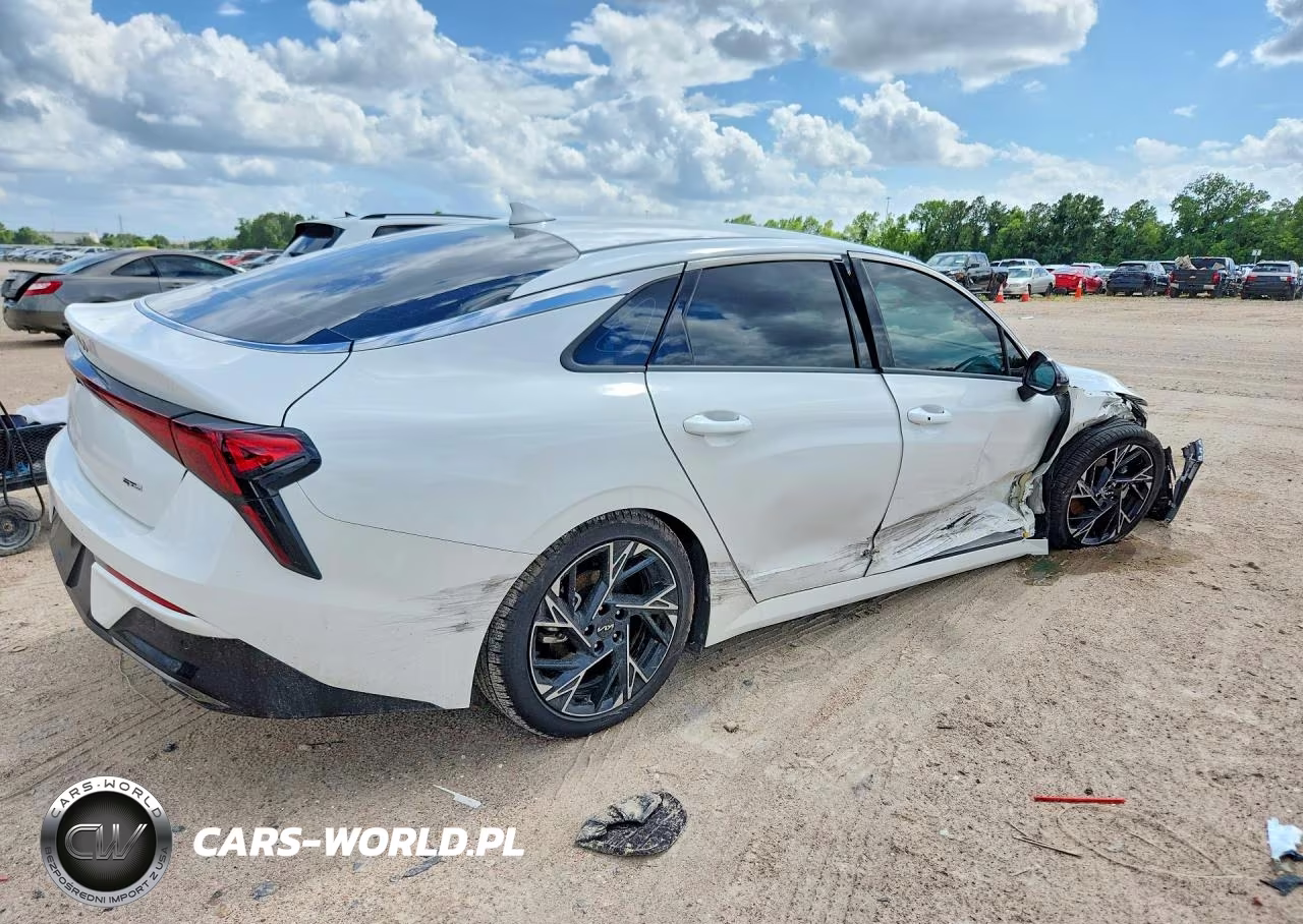 2026 Kia K5 Gt Line VIN:KNAG64J71T5401075 - 3