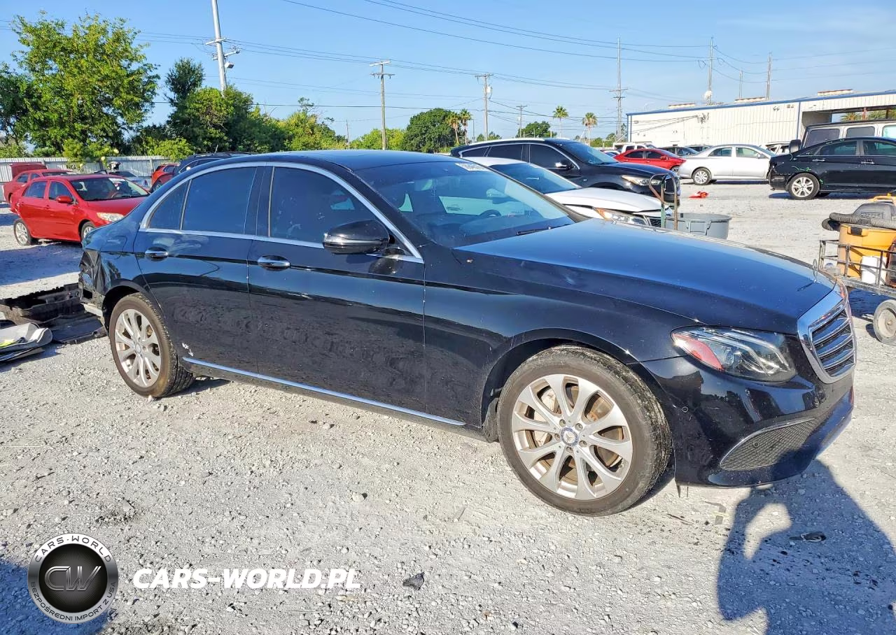 2017 Mercedes-Benz E 300 4Matic VIN:WDDZF4KBXHA197878 - 4