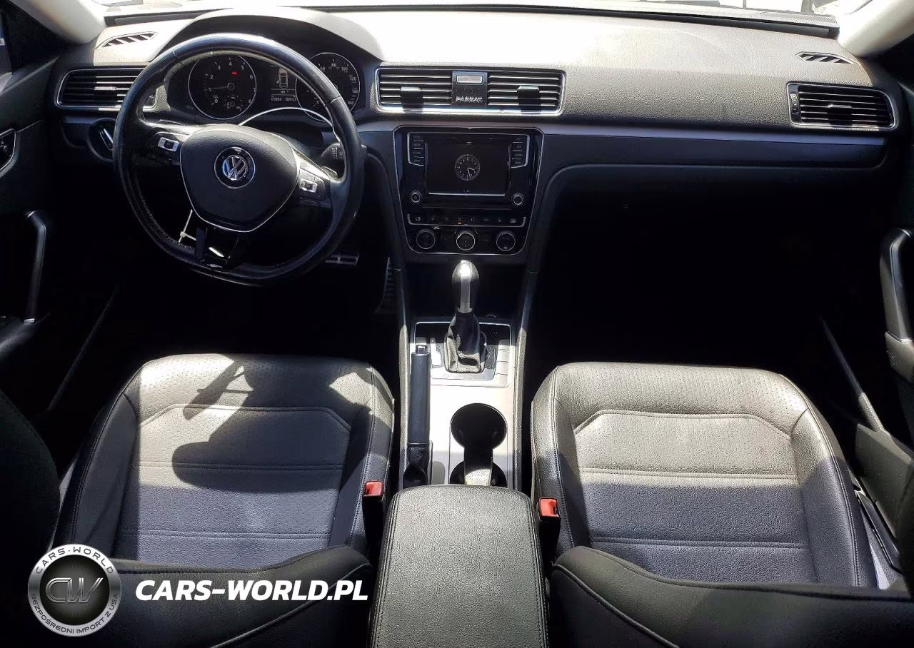 2018 Volkswagen Passat S VIN:1VWAA7A32JC033534 - 8