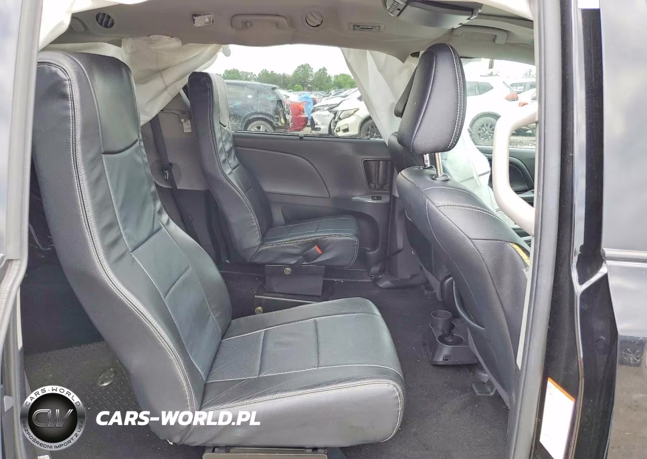 2019 Toyota Sienna Se 8-Passenger VIN:5TDXZ3DC0KS009758 - 11