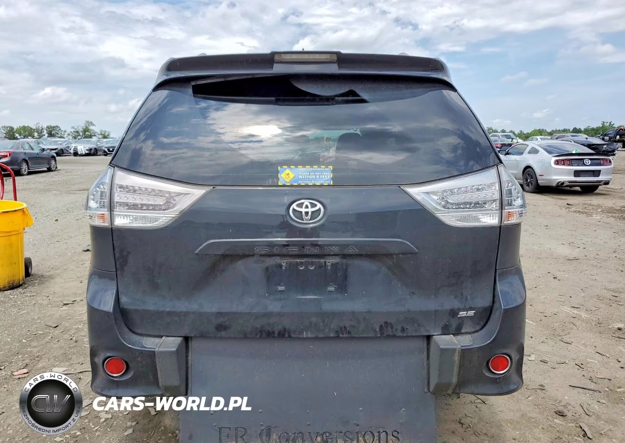 2019 Toyota Sienna Se 8-Passenger VIN:5TDXZ3DC0KS009758 - 6