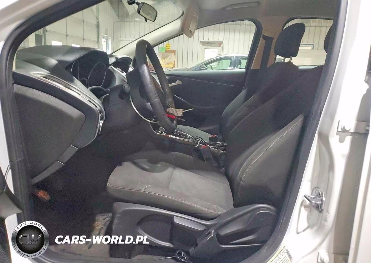 2017 Ford Focus Se VIN:1FADP3FE5HL251002 - 7
